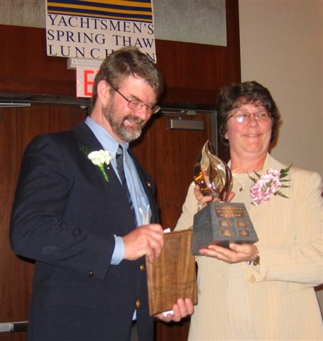 Mike Richards recieving 2008 Environment Award from Lori Mason